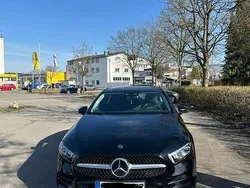 Schwarz Gebraucht 2019 Mercedes A200 AMG line Limousine | 23.700 € (Fairer Preis)