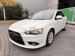 Weiß Gebraucht 2010 Mitsubishi Lancer Sportback Limousine | 3.990 € (Fairer Preis)