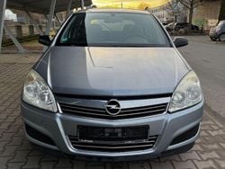 Blau Gebraucht 2009 Opel Astra Limousine | 1.400 € (Guter Preis)