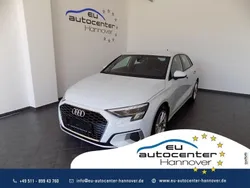 Gletscherweiß metallic Gebraucht 2021 Audi A3 Advanced Limousine | 24.990 € (Fairer Preis)