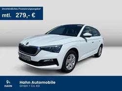 Weiß Gebraucht 2023 Skoda Scala Style Kleinwagen | 22.450 € (Guter Preis)