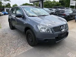 Grau Gebraucht 2009 Nissan Qashqai Visia SUV | 7.690 € (Etwas zu teuer)