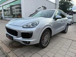 Silber Gebraucht 2016 Porsche Cayenne Platinum Edition SUV | 26.950 € (Superpreis)