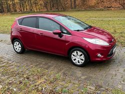 Violet Gebraucht 2008 Ford Fiesta Titanium Kleinwagen | 2.650 € (Teuer)