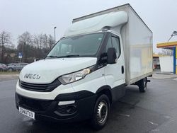 Weiß Gebraucht 2017 Iveco Daily Van / Kleinbus | 11.900 € (Etwas zu teuer)