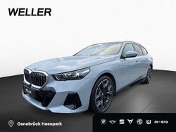 Brooklyn grau (grau) Gebraucht 2025 BMW 520 M Sport Kombi | 51.950 € (Superpreis)