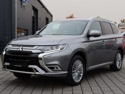 Platinumgrau (m) Gebraucht 2019 Mitsubishi Outlander P-HEV Edition SUV | 20.700 € (Fairer Preis)