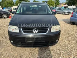 Schwarz Gebraucht 2003 VW Touran Basis Van / Kleinbus | 1.300 € (Fairer Preis)