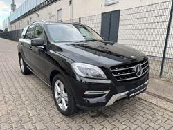Schwarz Gebraucht 2015 Mercedes ML500 SUV | 29.950 € (Fairer Preis)