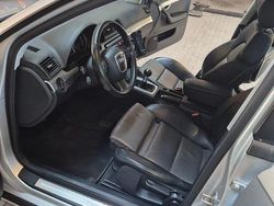 Silber Gebraucht 2005 Audi A4 Kombi | 5.699 € (Etwas zu teuer)