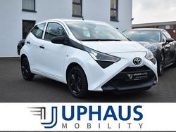 Weiß Gebraucht 2021 Toyota Aygo Business Edition Kleinwagen | 9.780 € (Fairer Preis)