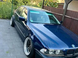 Blau Gebraucht 1997 BMW 528 Basis Limousine | 5.500 €