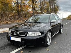 Schwarz Gebraucht 2001 Audi RS4 Kombi | 66.900 €
