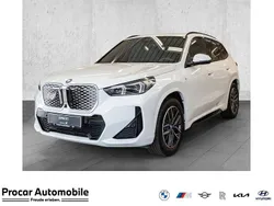 Weiß Neu 2025 BMW iX1 M Sport SUV | 53.990 € (Guter Preis)