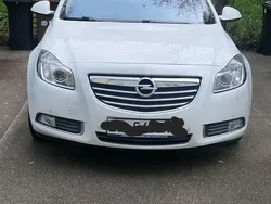 Weiß Gebraucht 2013 Opel Insignia Sport Kombi | 4.750 € (Guter Preis)