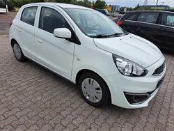 Weiß Gebraucht 2018 Mitsubishi Space Star Edition Kleinwagen | 6.390 € (Fairer Preis)