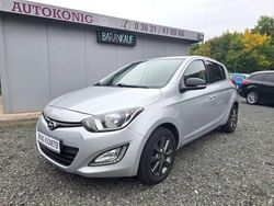 Silber Gebraucht 2014 Hyundai i20 Trend Limousine | 5.990 € (Guter Preis)