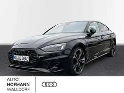 Mythosschwarz metallic Gebraucht 2024 Audi A5 Sportback Business Limousine | 52.880 €