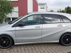 Silber Gebraucht 2014 Mercedes B200 AMG Van / Kleinbus | 12.800 € (Fairer Preis)