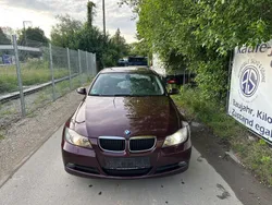 Rot Gebraucht 2008 BMW 318 Comfort Edition Limousine | 2.490 € (Guter Preis)