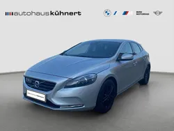 Silber Gebraucht 2013 Volvo V40 Momentum Kombi | 7.450 € (Fairer Preis)