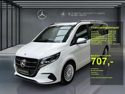 Weiß Gebraucht 2024 Mercedes V220 Style Van / Kleinbus | 65.555 €