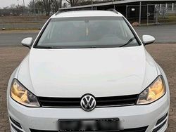 Weiß Gebraucht 2013 VW Golf VII Kombi | 5.950 € (Fairer Preis)