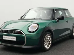 Grün Gebraucht 2024 Mini Cooper S Favoured Kleinwagen | 27.564 € (Superpreis)