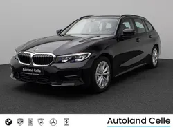 Schwarz ii668schwarz Gebraucht 2022 BMW 320 Sport Line Limousine | 26.999 € (Superpreis)