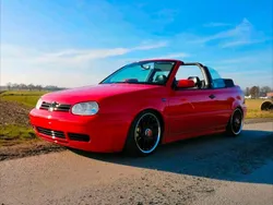Rot Gebraucht 1998 VW Golf Cabriolet Cabrio | 10.200 €