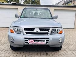 Silber Gebraucht 2006 Mitsubishi Pajero SUV | 14.999 € (Teuer)