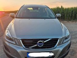 Andere farben Gebraucht 2012 Volvo XC60 Summum SUV | 11.100 €