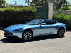 Blau Gebraucht 2020 Aston Martin DB11 | 139.000 €