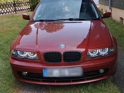 Rot Gebraucht 1998 BMW 318 Sport Line Limousine | 1.700 €