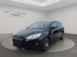 Schwarz Gebraucht 2014 Ford Focus Ambiente Kombi | 4.700 € (Guter Preis)