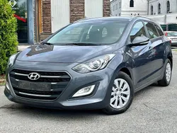 Grau Gebraucht 2017 Hyundai i30 Style Kombi | 8.250 € (Superpreis)