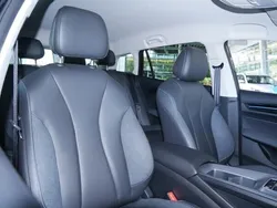 Weiß Neu 2024 MG MG5 EV Luxury Kombi | 38.962 € (Teuer)