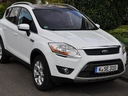 Weiß Gebraucht 2010 Ford Kuga Titanium SUV | 20.900 €