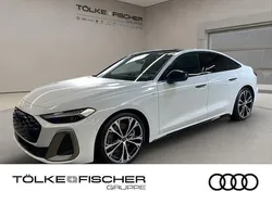Gletscherweiß metallic Gebraucht 2025 Audi A5 Ambiente Coupé | 74.898 € (Fairer Preis)