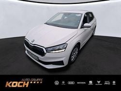 Weiß Gebraucht 2022 Skoda Fabia Active Limousine | 14.930 € (Fairer Preis)