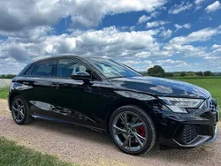 Schwarz Gebraucht 2021 Audi A3 Sportback e-tron S-Line Limousine | 30.390 € (Teuer)