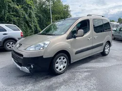 Silber Gebraucht 2010 Peugeot Partner Tepee Family Van / Kleinbus | 3.900 € (Guter Preis)