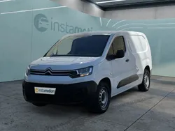 Weiß Gebraucht 2021 Citroën Berlingo Van / Kleinbus | 17.250 € (Guter Preis)