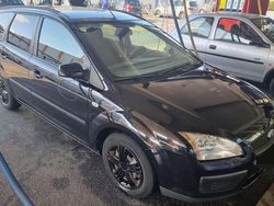 Schwarz Gebraucht 2006 Ford Focus Kombi | 2.100 € (Fairer Preis)