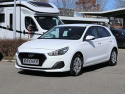 Polar white Gebraucht 2020 Hyundai i30 Select Limousine | 13.290 € (Guter Preis)