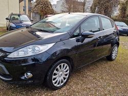 Schwarz Gebraucht 2009 Ford Fiesta Titanium Limousine | 2.490 € (Guter Preis)