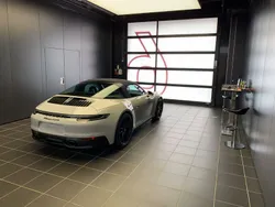 Grau Gebraucht 2023 Porsche 911 Targa 4 Cabrio | 195.000 €