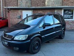 Schwarz Gebraucht 2003 Opel Zafira Comfort Van / Kleinbus | 1.500 € (Fairer Preis)