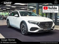 Polarweiß Gebraucht 2024 Mercedes E300 Avantgarde Kombi | 63.900 €