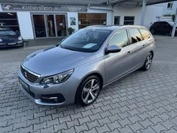Grau Gebraucht 2020 Peugeot 308 Allure Kombi | 8.888 € (Guter Preis)